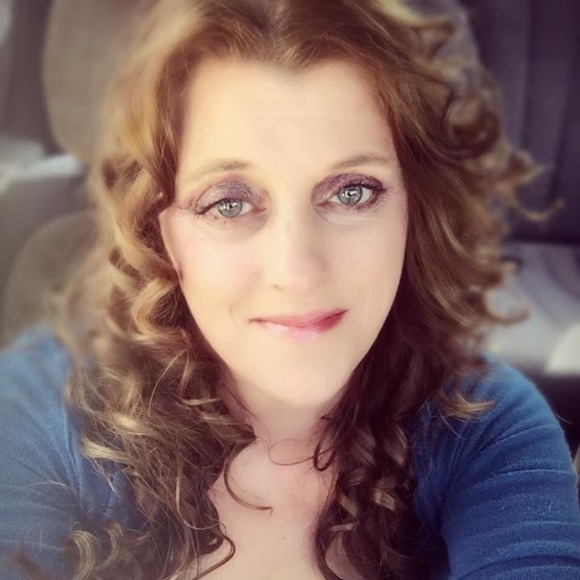 Meet your Posher, Joell - Picture 1 of 1